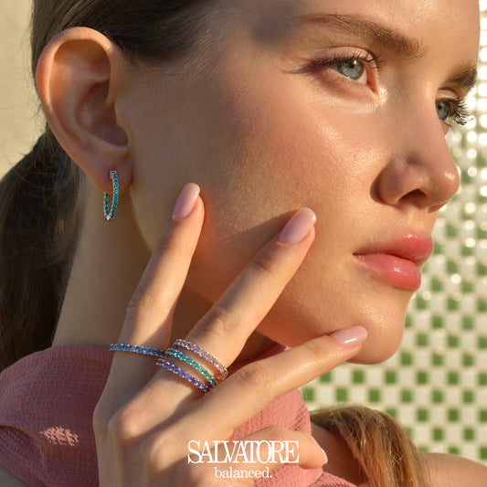 Anillo Balanced circonitas de colores